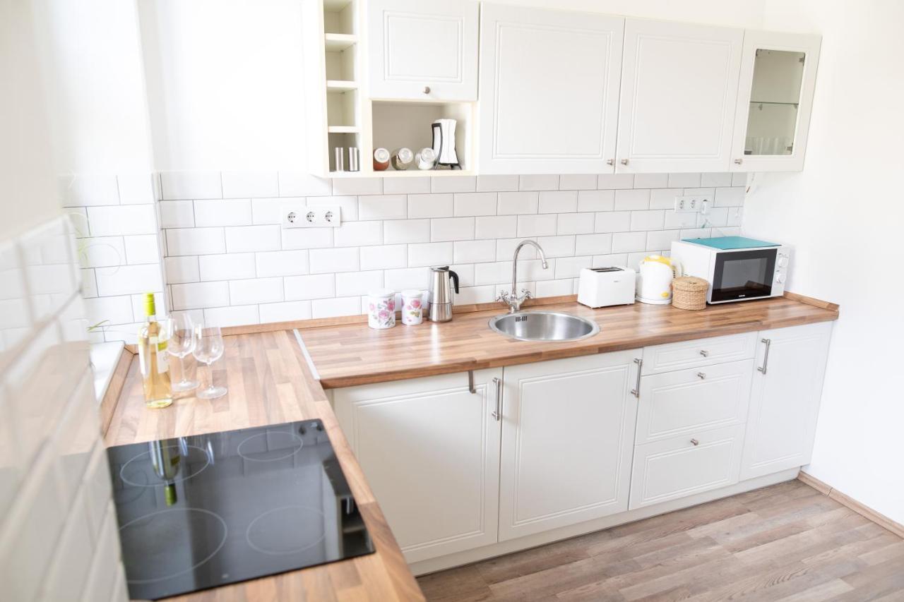 N28 Condo Apartment Next To Andrassy. Budapeszt Zewnętrze zdjęcie